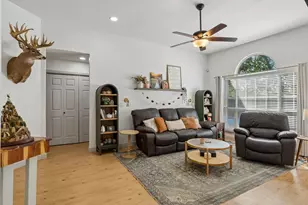 1111 Hyde Park Dr, McKinney, TX 75069 - Photo 6