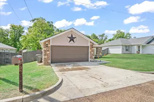 543 Foster St, Canton, TX 75103 - Photo 28