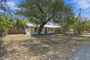 102 Creek Dr, Whitney, TX 76692 - Photo 2