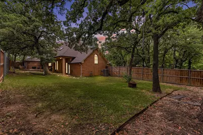 1331 Travis Street, Denton, TX 76205 - Photo 38