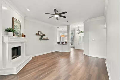 2801 Buena Vista Court, Carrollton, TX 75007 - Photo 10