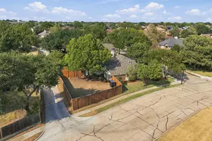2801 Buena Vista Ct, Carrollton, TX 75007 - Photo 34