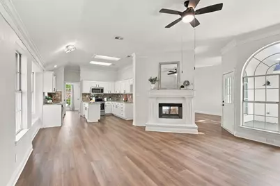 2801 Buena Vista Court, Carrollton, TX 75007 - Photo 12