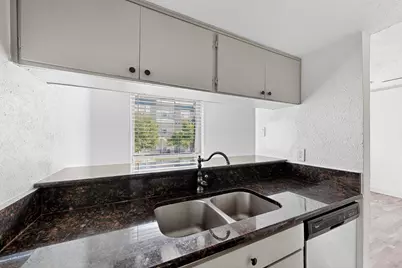 2003 Bennett Avenue #205, Dallas, TX 75206 - Photo 4
