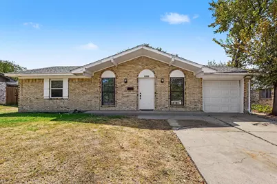 2520 Candleberry Drive, Mesquite, TX 75149 - Photo 1