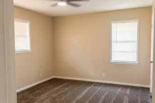 429 Davis St, Fairfield, TX 75840 - Photo 16