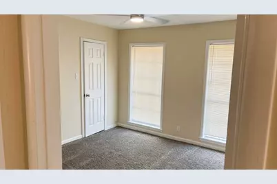 429 Davis Street, Fairfield, TX 75840 - Photo 10