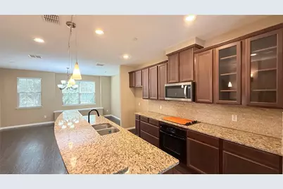 3912 Amberwood Drive, Addison, TX 75001 - Photo 4