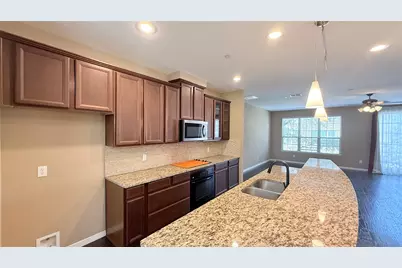 3912 Amberwood Drive, Addison, TX 75001 - Photo 6