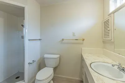 5719 Stratford Drive, Waco, TX 76710 - Photo 20