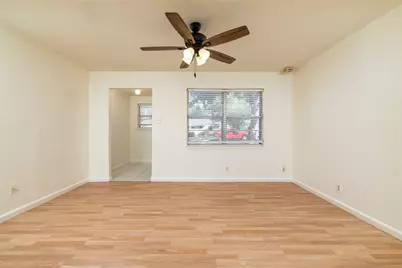 2204 Cales Drive, Arlington, TX 76013 - Photo 12