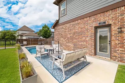 1820 Roundtree Circle W, Fort Worth, TX 76008 - Photo 28
