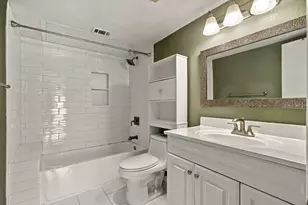 3550 Country Square Dr, Carrollton, TX 75006 - Photo 20