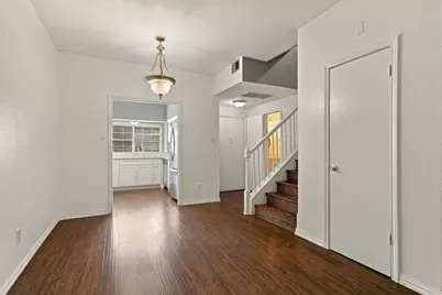 3550 Country Square Drive #304, Carrollton, TX 75006 - Photo 8