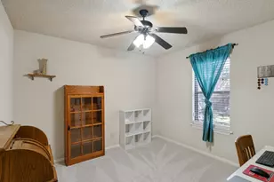 221 Meadowhill Dr, Benbrook, TX 76126 - Photo 20