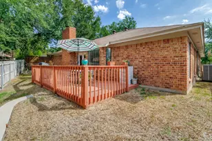 221 Meadowhill Dr, Benbrook, TX 76126 - Photo 24