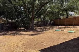 3007 Rockwood Dr, Granbury, TX 76048 - Photo 14