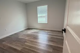 3007 Rockwood Dr, Granbury, TX 76048 - Photo 6