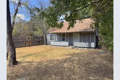 315 W Congress Street, Denton, TX 76201 - Photo 22