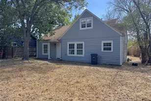 315 W Congress St, Denton, TX 76201 - Photo 2