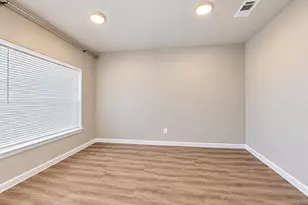 2407 Lee Ave, Fort Worth, TX 76164 - Photo 4