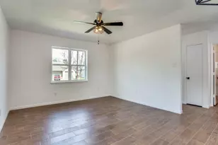 1307 Worthington St, Grapevine, TX 76051 - Photo 6