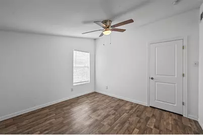 708 W Day Street, Denison, TX 75020 - Photo 10