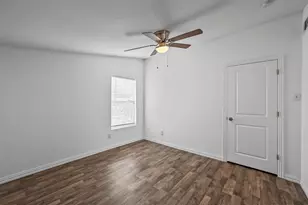 708 W Day St, Denison, TX 75020 - Photo 10