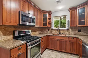 1109 S Valentine Dr, Sherman, TX 75090 - Photo 16