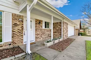 1109 S Valentine Dr, Sherman, TX 75090 - Photo 4