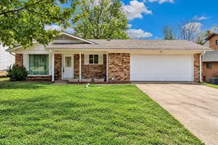 1109 S Valentine Dr, Sherman, TX 75090 - Photo 1