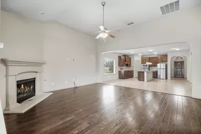 8 Mapleridge Drive, Edgecliff Village, TX 76134 - Photo 14