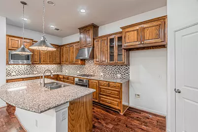 6769 E Prospect Way, Irving, TX 75063 - Photo 14