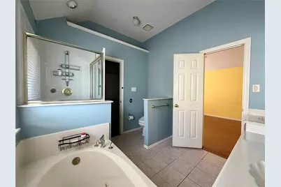 18932 Ravenglen Court, Dallas, TX 75287 - Photo 10