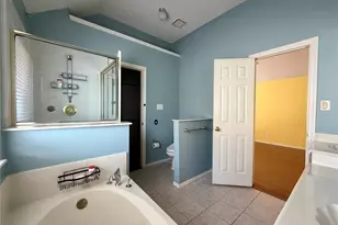 18932 Ravenglen Ct, Dallas, TX 75287 - Photo 10