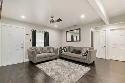1506 E Waco Avenue, Dallas, TX 75216 - Photo 4