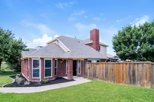 501 Timber Way Dr, Lewisville, TX 75067 - Photo 2
