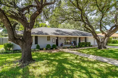 3817 Lawndale Avenue, Fort Worth, TX 76133 - Photo 2
