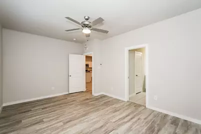 615 Sophia Way, Lewisville, TX 75057 - Photo 8
