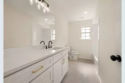 1705 S Timber Court, Benbrook, TX 76126 - Photo 14