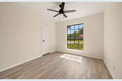 1705 S Timber Court, Benbrook, TX 76126 - Photo 12