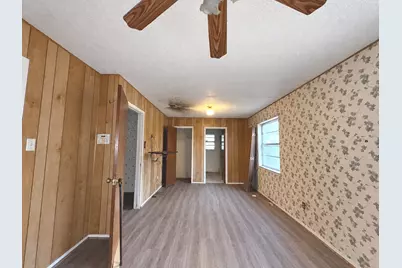 2001 Carverly Drive, Fort Worth, TX 76112 - Photo 8