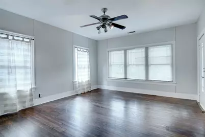 916 W Hickory Street, Denton, TX 76201 - Photo 12