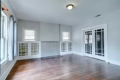 916 W Hickory Street, Denton, TX 76201 - Photo 4