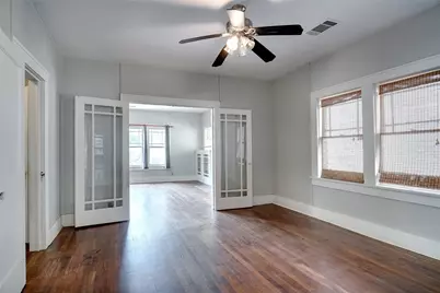 916 W Hickory Street, Denton, TX 76201 - Photo 6