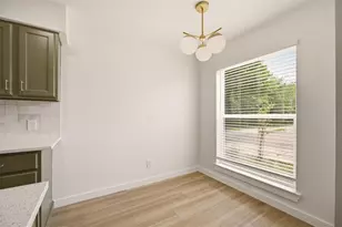908 Isbell Rd, Fort Worth, TX 76114 - Photo 6
