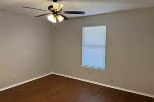 2212 Bernard St, Denton, TX 76205 - Photo 4