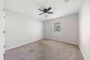 805 S 4th St, Bonham, TX 75418 - Photo 14