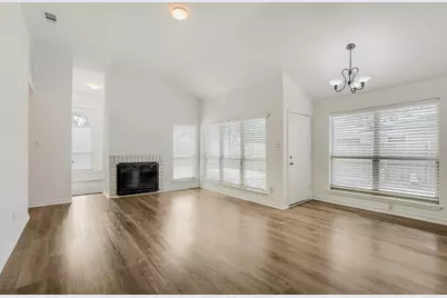 7810 Ivy Lane, Rowlett, TX 75089 - Photo 2