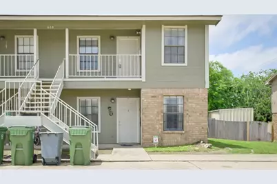 608 Kings Way Drive #B, Mansfield, TX 76063 - Photo 2